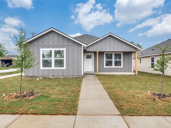 299 Stallings St, Terrell, TX 75160