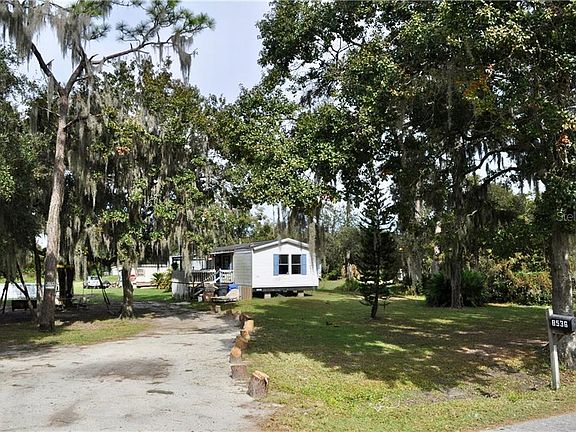 5th image of 8605 Nundy Ave