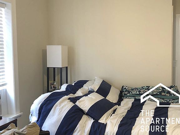 4th image of 2129 N Dayton St APT 304