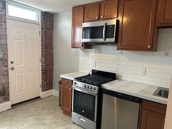 2nd image of 530 N Euclid Ave APT 6