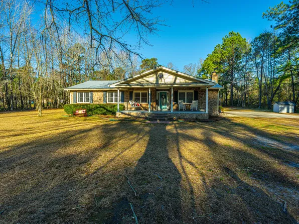 1116 Old Wiggins Rd, Holly Hill, SC 29059