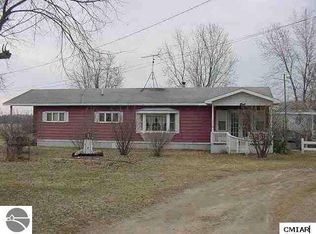 7318 NW County Line Rd, Riverdale, MI 48877