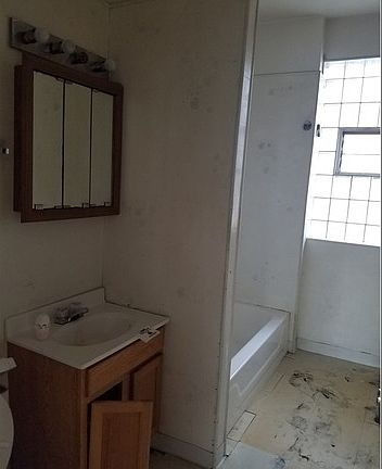 2nd image of 306 N Latrobe Ave