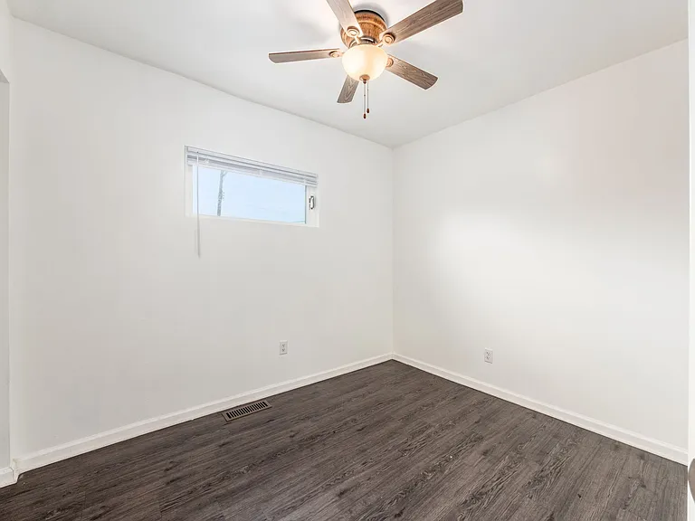 940 Shoemaker Ave #2 — Photo 12