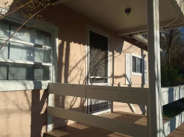 1022 Pineville Rd, Chattanooga, TN 37405