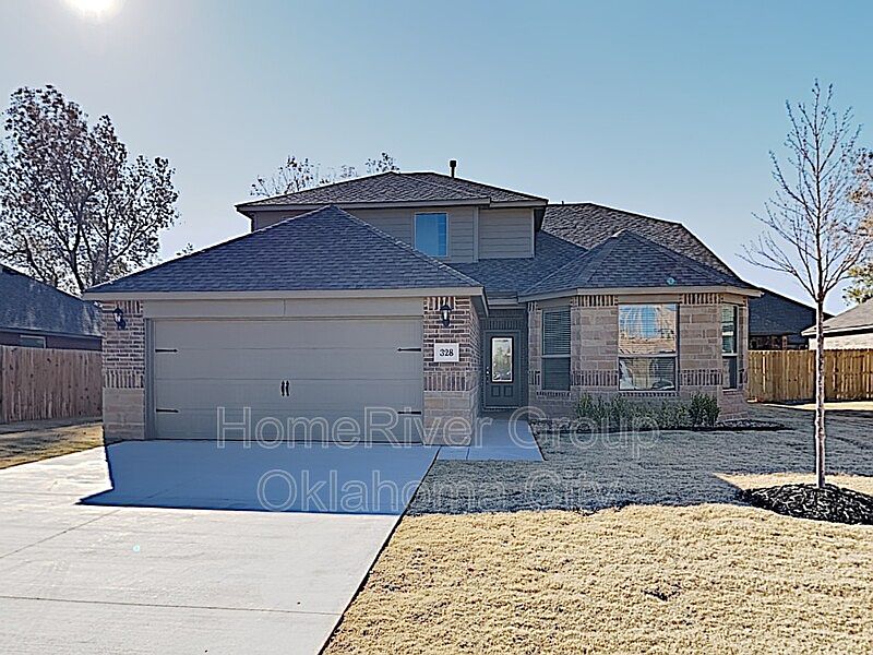 1st image of 328 E Georgia Ter