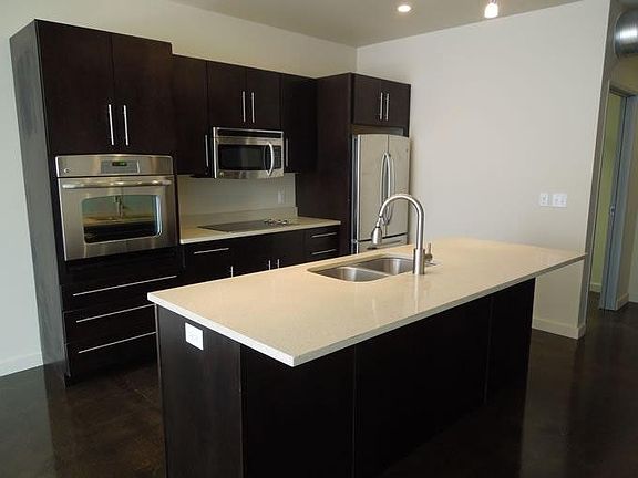5th image of 220 S Warren St APT 704