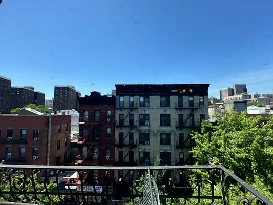 Rented by AZ REALTY NYC LLC | media 17