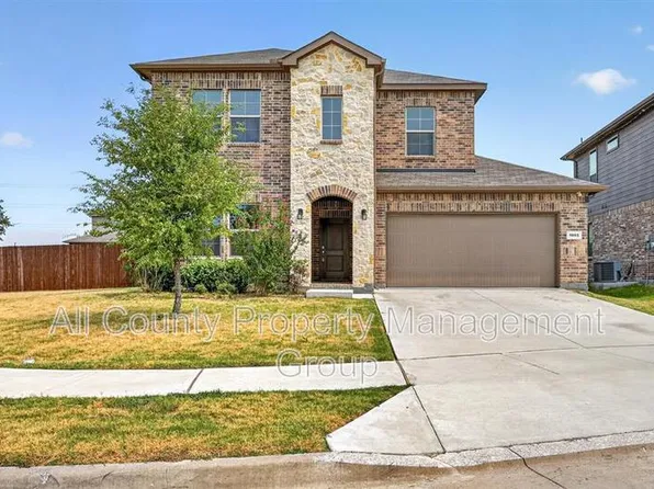 1005 Chaplin Dr, Justin, TX 76247