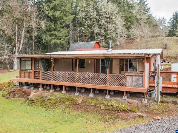 40111 Crawfordsville Dr, Sweet Home, OR 97386