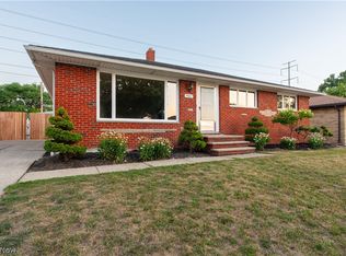 9567 Idlewood Dr, Brooklyn, OH