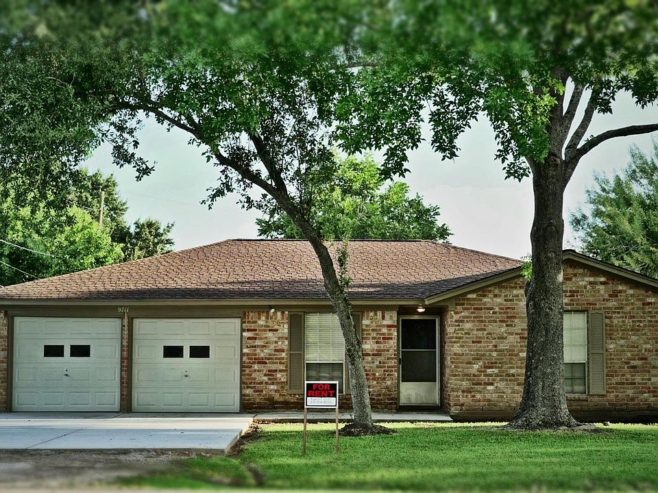 1st image of 9711 Youngcrest Dr