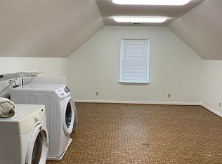 615 Cooley Bridge Rd, Pelzer, SC 29669