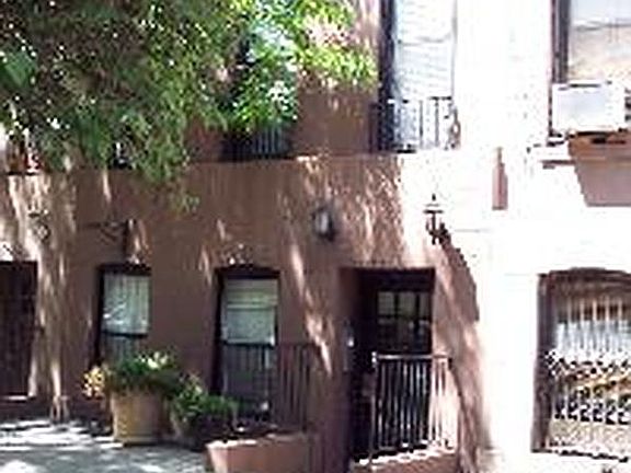 3rd image of 37 Charles St