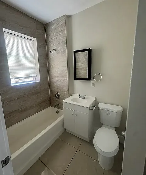 902 Bergen St — Photo 6
