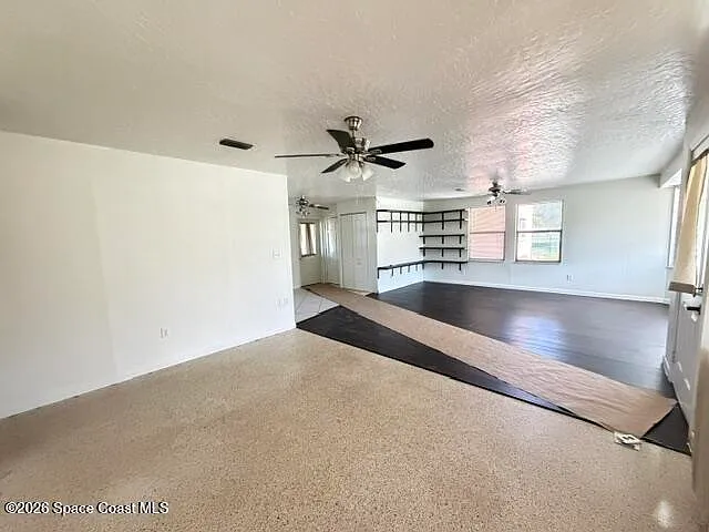 5963 Lord St — Photo 10