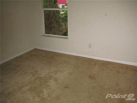 5th image of 1411 E Yukon St
