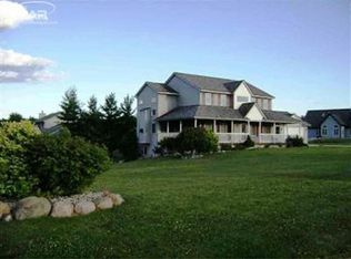 8200 Tewksberry Pl, Grand Blanc, MI 48439