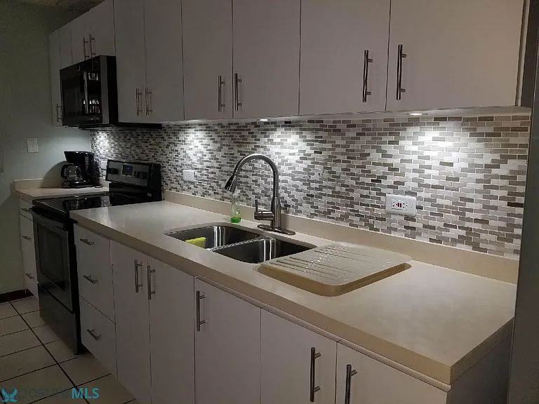 5870 Tartak #6 — Photo 9