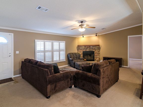 2nd image of 10020 Chestnut Bay Oakes