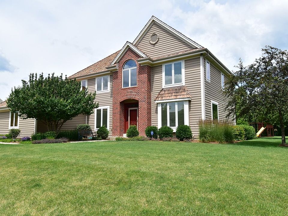 2nd image of 8202 W Kensington Dr