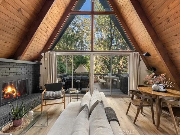 1191 Scenic Way, Rimforest, CA 92378