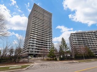 135 Antibes Dr #2606, Toronto, ON M2R 2Z1