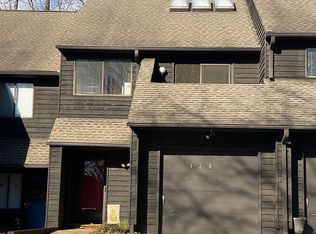 120 Blithe Ct, Charlottesville, VA 22901