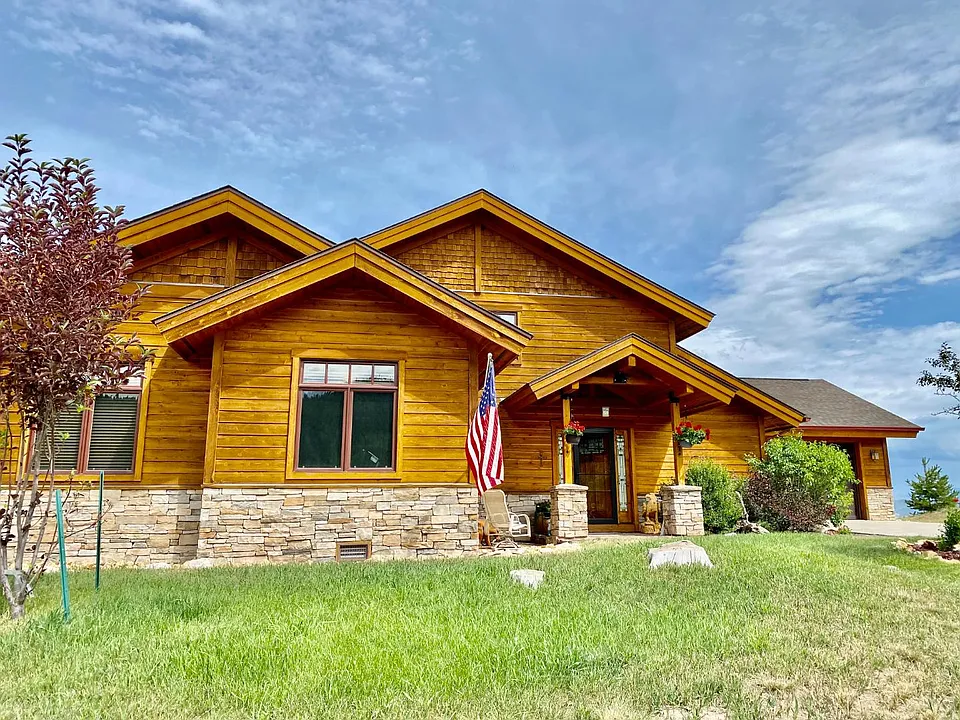 97 Timberline Dr