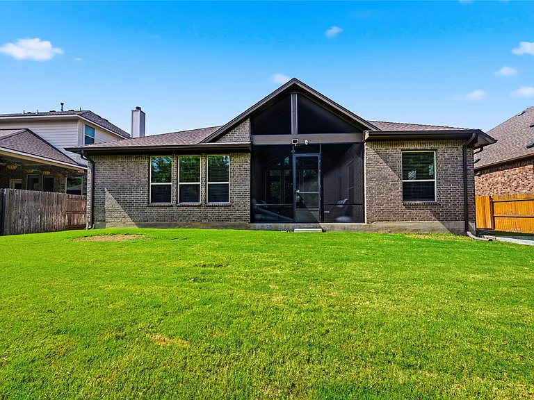 3013 Chalice Well Dr — Photo 35