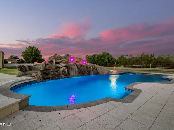 2386 E REDFIELD Road, Gilbert, AZ 85234