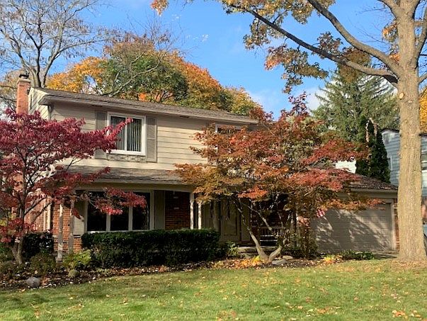 n❤️ 30745 Red Maple Ln, Southfield, MI 48076 | Zillow