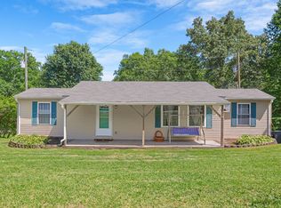 81 Hilltop Dr, Nancy, KY 42544