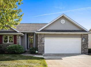 7635 Blue Spruce Ln, Lansing, MI 48917