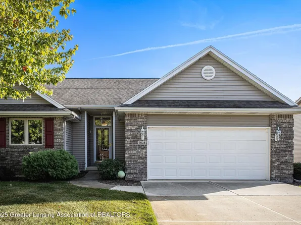 7635 Blue Spruce Ln, Lansing, MI 48917