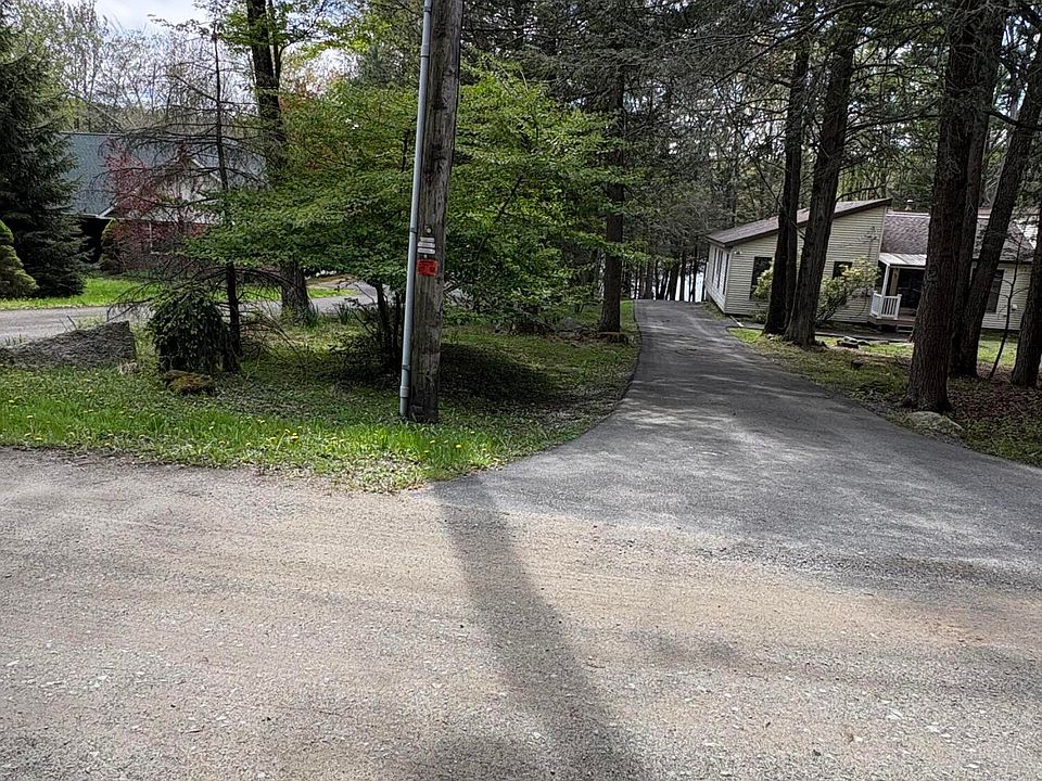 1st image of 60 Arrowhead Cir