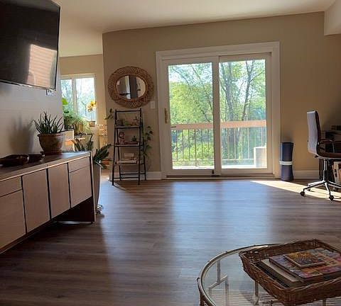 5th image of 5422 Valley Green Dr APT B3