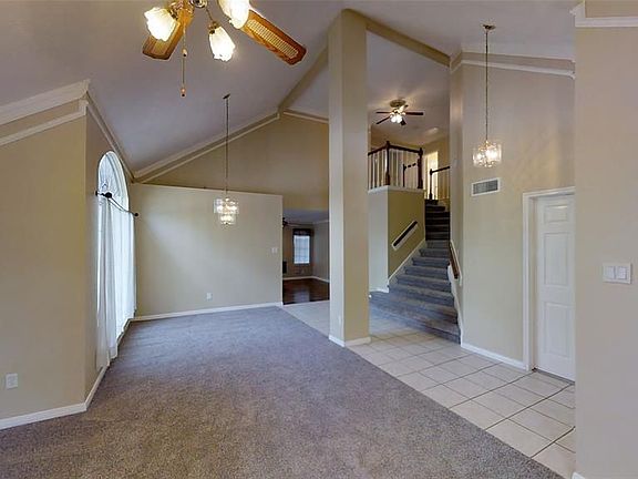 3rd image of 8303 Lake Crystal Dr