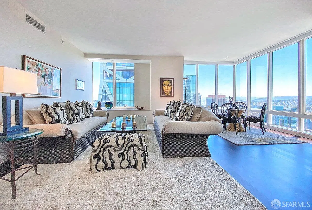 2 bed, 2.0 bath, 1680 sqft, $11,000 — Photo 1