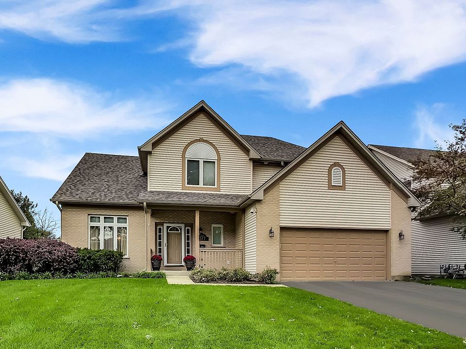 1st image of 377 Gilbert Dr