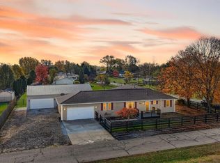 10741 2nd St, Mount Sterling, OH 43143