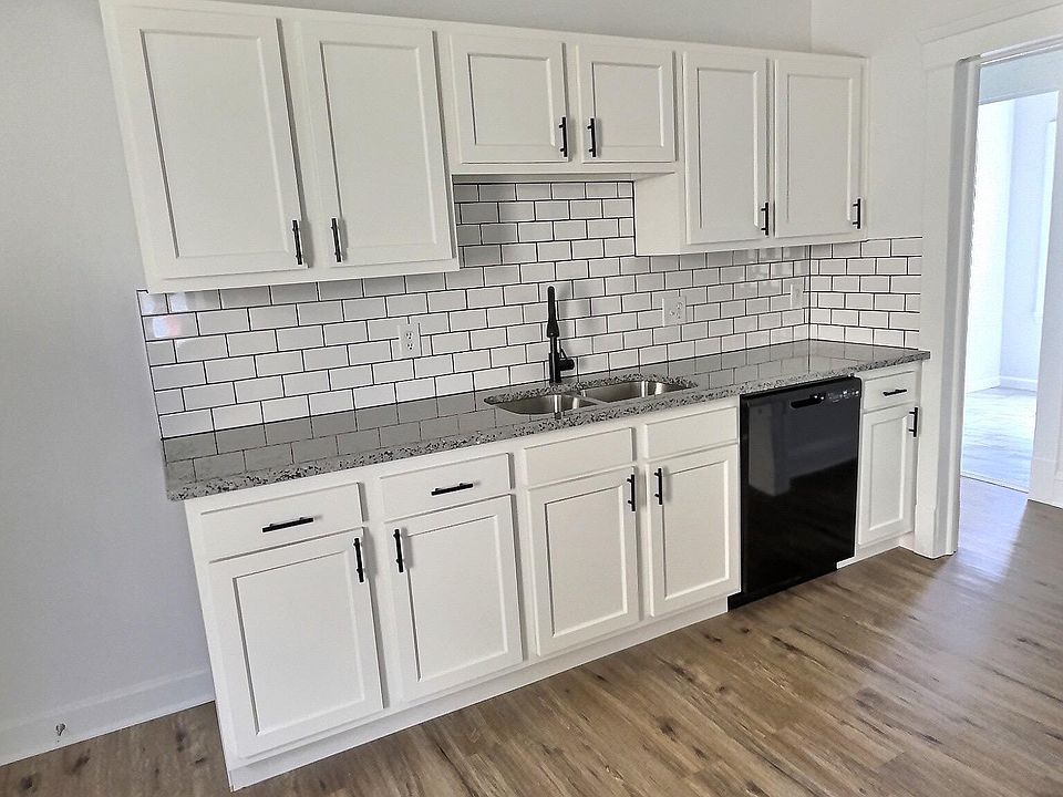 1st image of 13109 Carrington Ave #1