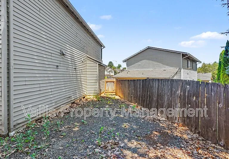 5260 Springcrest Dr S — Photo 27