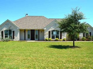 305 Doe Run Rd, Crawford, TX 76638