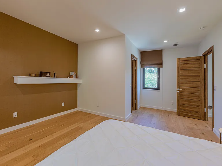 2806 Geronimo Trl — Photo 11