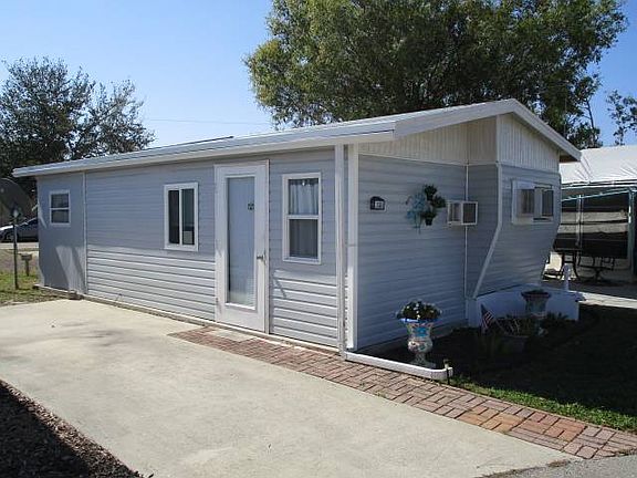 4th image of 19701 N Tamiami Trl #133