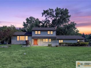 1 Perry Rd, East Brunswick, NJ 08816