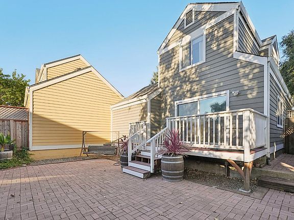3rd image of 975 Kingwood Street