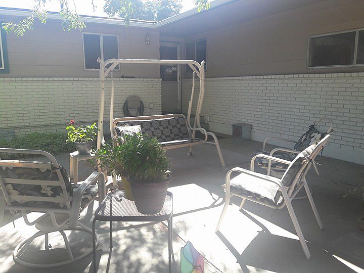 Private Courtyard setting