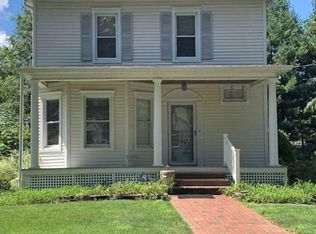 86 Pleasant St, Haworth, NJ 07641